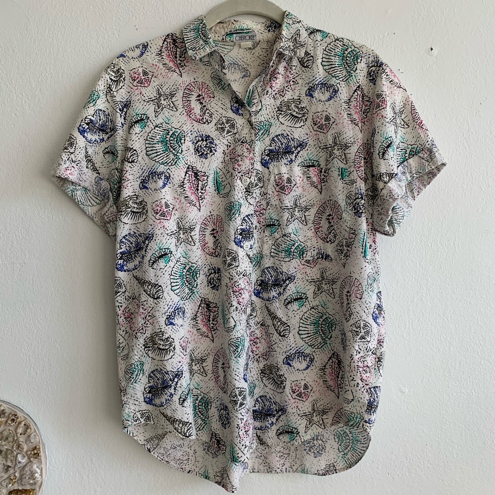 Awesome vintage sea shell button up